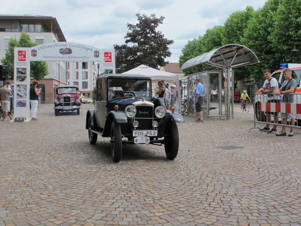 ../previews/004-Oldtimertreffen 37.JPG.medium.jpeg