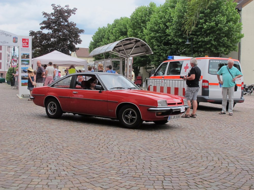 ../previews/016-Oldtimertreffen 49.JPG.medium.jpeg