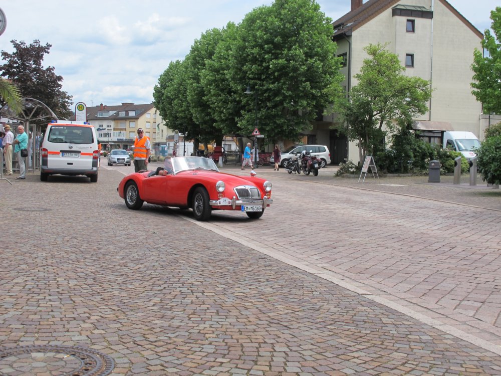 ../previews/024-Oldtimertreffen 57.JPG.medium.jpeg