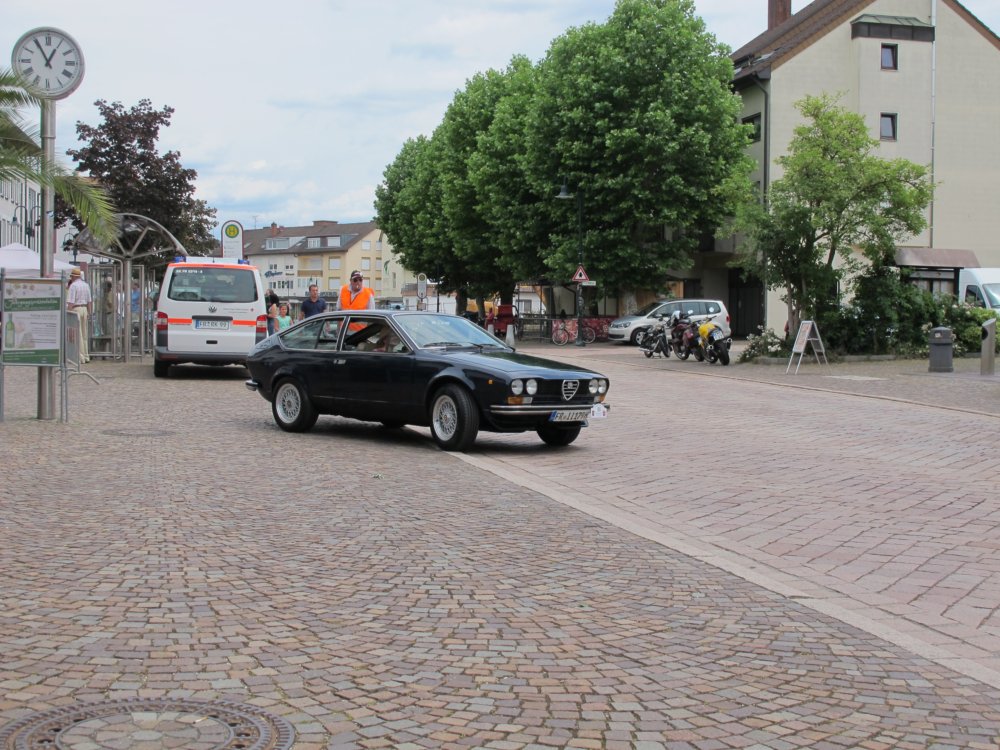 ../previews/028-Oldtimertreffen 61.JPG.medium.jpeg