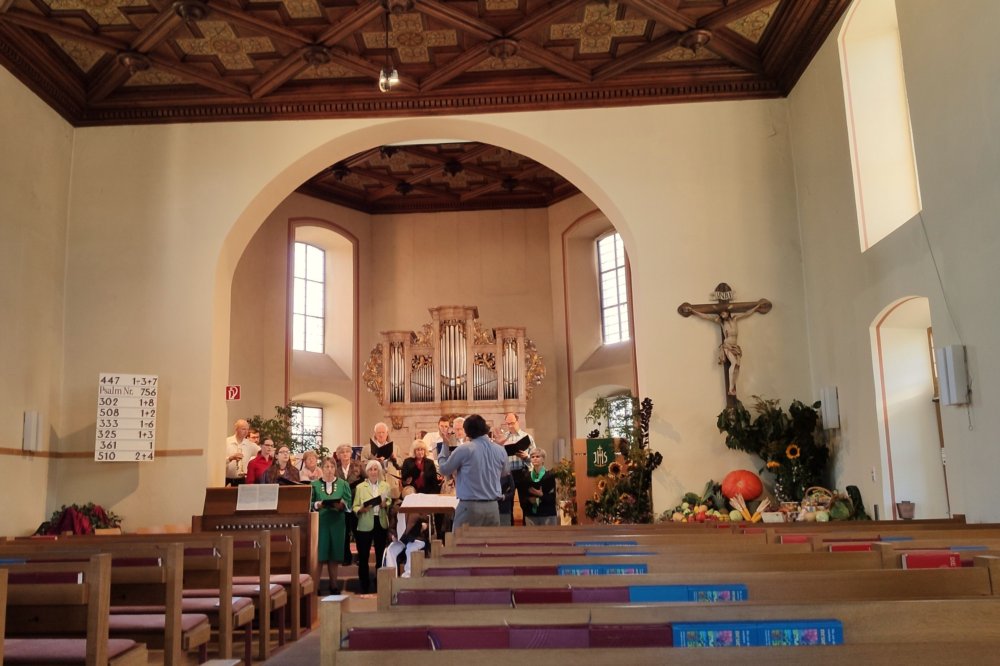 ../previews/001-Erntedankgottesdienst-Vorprobe_20190929_093800a_ji_Crop.jpg.medium.jpeg